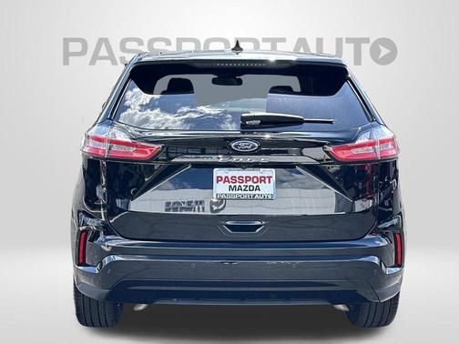 Agate Black Metallic 2023 Ford Edge ST Line