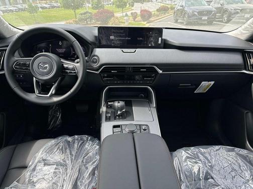 2025 Mazda CX-70 PHEV Premium Package