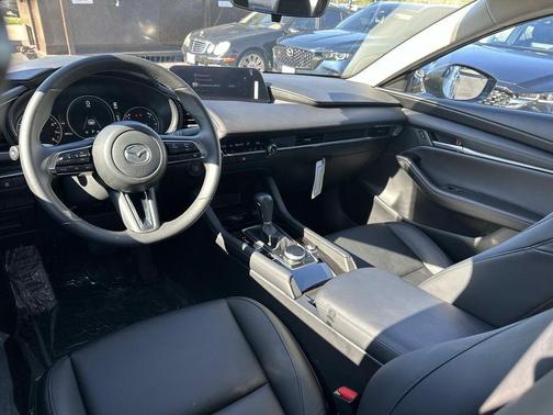 2025 Mazda Mazda3 FWD w/Select Package