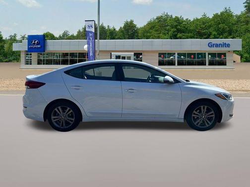 Quartz White Pearl 2018 Hyundai ELANTRA Value Edition