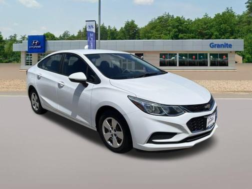 2018 Chevrolet Cruze LS