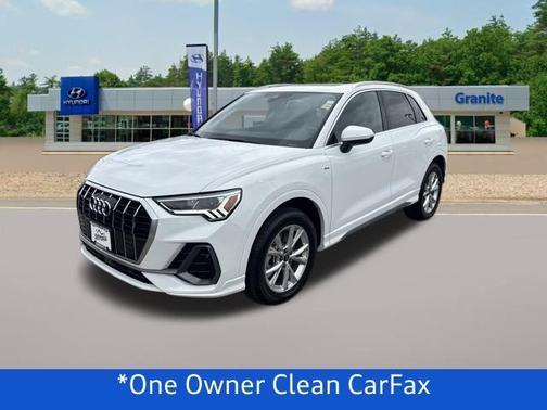 2024 Audi Q3 45 S line Premium