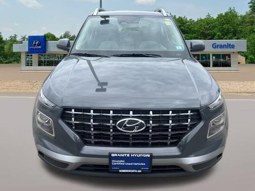 2024 Hyundai VENUE SEL