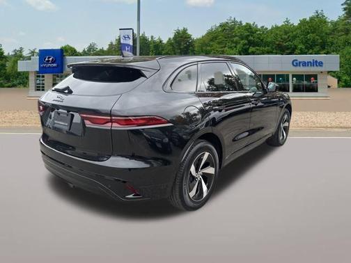 2025 Jaguar F-PACE P250 R-Dynamic S
