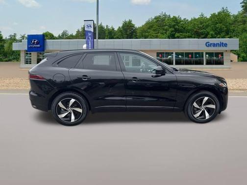2025 Jaguar F-PACE P250 R-Dynamic S