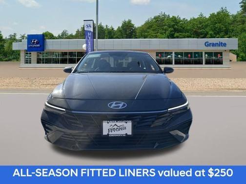 2025 Hyundai ELANTRA SEL Convenience