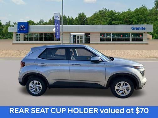 2026 Hyundai VENUE SE