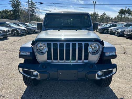 Billet Silver Metallic Clearcoat 2020 Jeep Gladiator Sport
