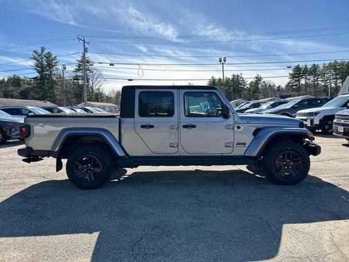 Billet Silver Metallic Clearcoat 2020 Jeep Gladiator Sport