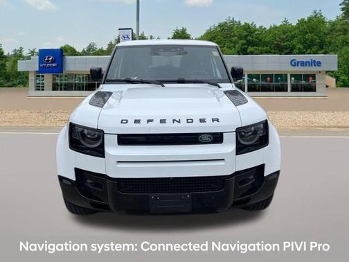 2024 Land Rover Defender P400 X-Dynamic SE