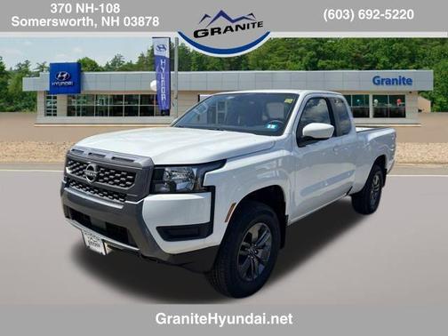 2025 Nissan Frontier SV