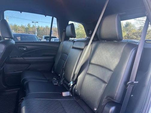 2021 Honda Passport Elite