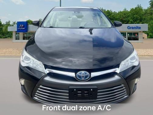 2017 Toyota Camry Hybrid XLE