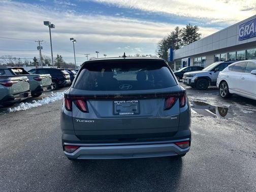 2026 Hyundai TUCSON SEL