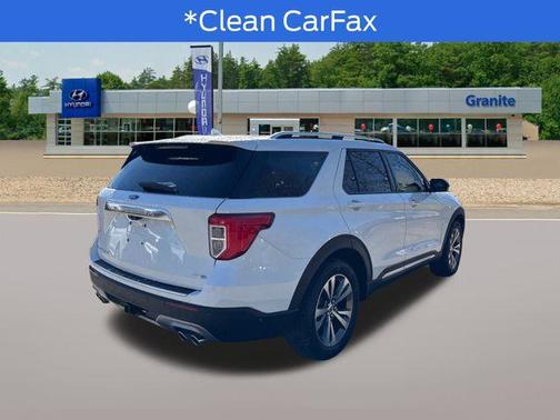 White 2020 Ford Explorer Platinum