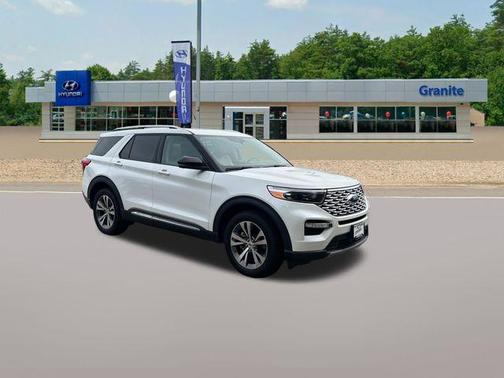 White 2020 Ford Explorer Platinum