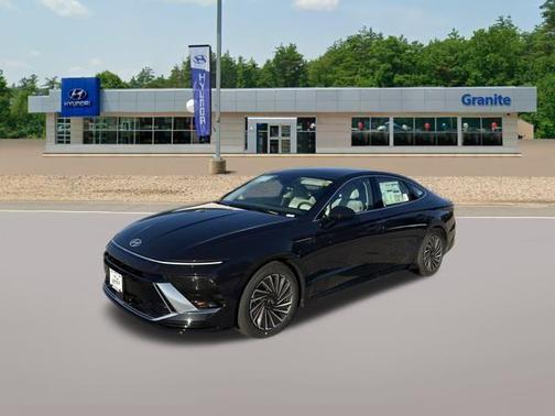 2026 Hyundai SONATA Hybrid SEL