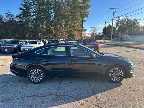 2026 Hyundai SONATA Hybrid SEL
