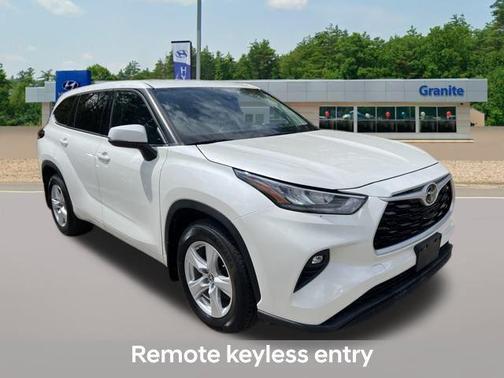 2020 Toyota Highlander LE