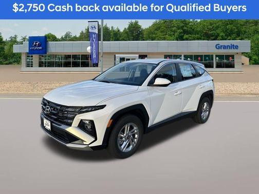 2026 Hyundai TUCSON SE