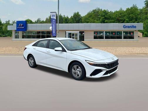 White 2026 Hyundai ELANTRA SE