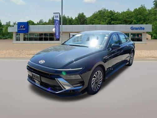2025 Hyundai SONATA Hybrid SEL