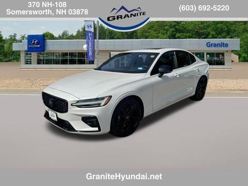 2023 Volvo S60 B5 Ultimate Black Edition