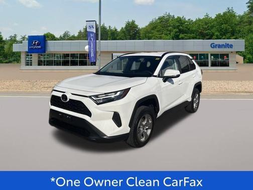 2022 Toyota RAV4 XLE