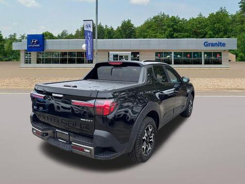 Phantom Black 2025 Hyundai SANTA CRUZ XRT