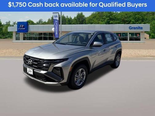 2025 Hyundai TUCSON SE