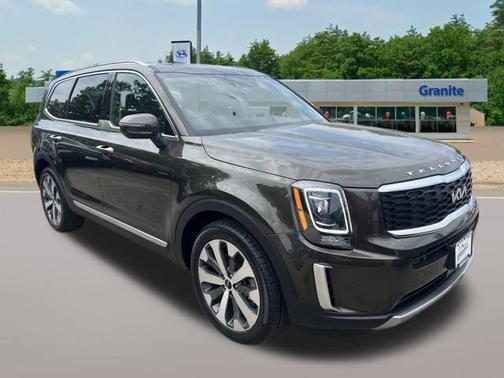 2022 Kia Telluride S