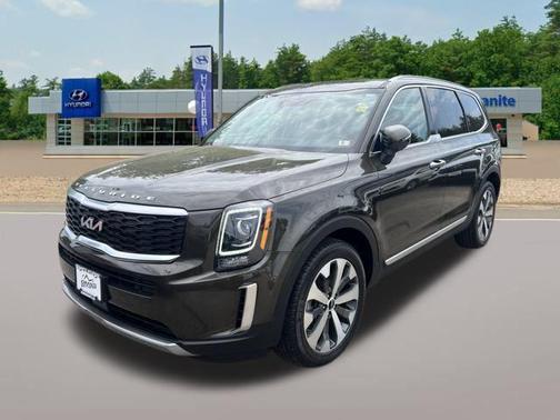 2022 Kia Telluride S