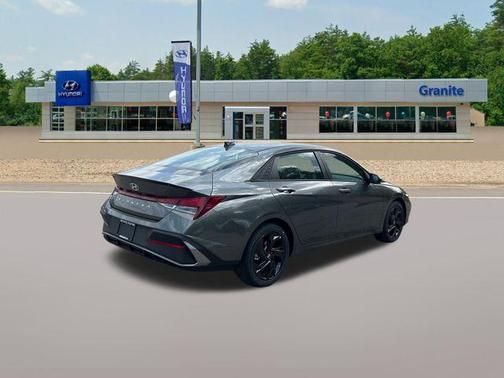 Amazon Gray 2026 Hyundai ELANTRA SEL Sport