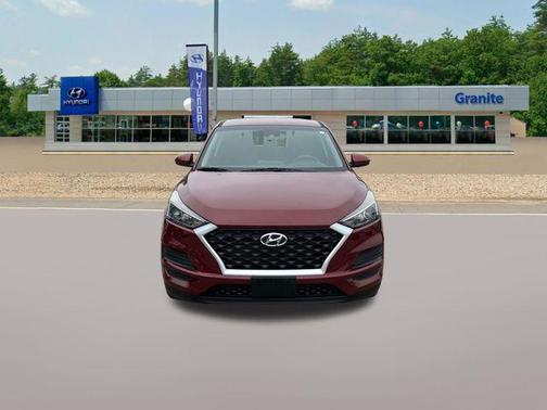 Gemstone Red 2019 Hyundai TUCSON SE