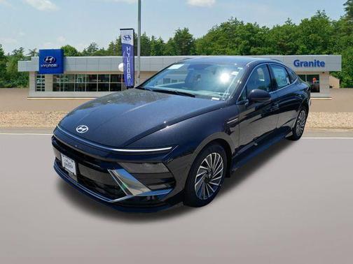 2025 Hyundai SONATA Hybrid SEL