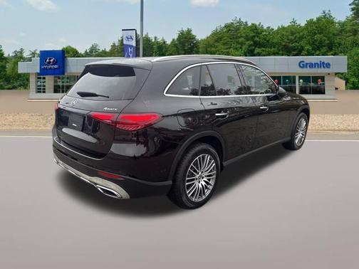 2024 Mercedes-Benz GLC 300 Base 4MATIC