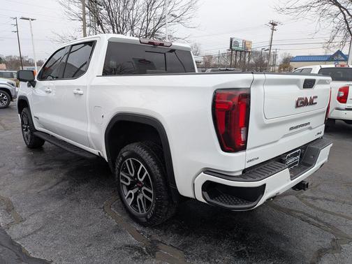 2022 GMC Sierra 1500 AT4