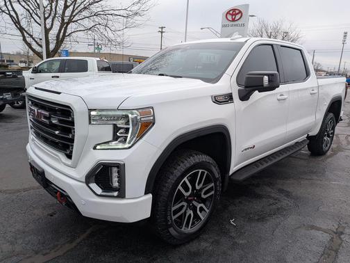 2022 GMC Sierra 1500 AT4