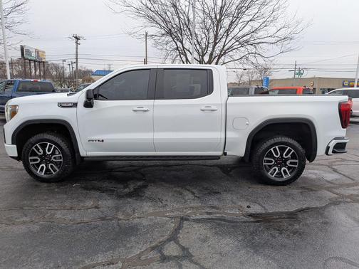 2022 GMC Sierra 1500 AT4
