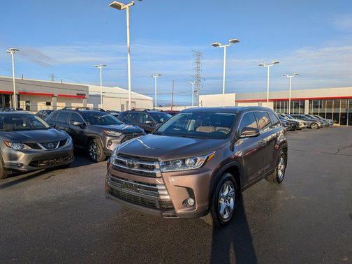 2018 Toyota Highlander Limited
