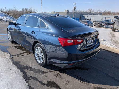 2017 Chevrolet Malibu 1LT
