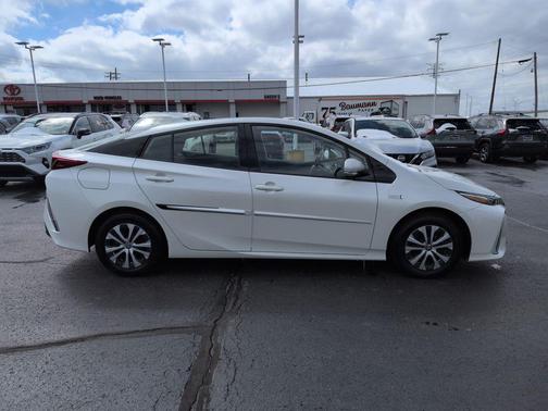 2020 Toyota Prius Prime LE