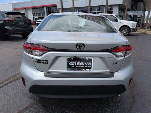 Classic Silver Metallic 2024 Toyota Corolla LE