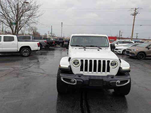 2020 Jeep Gladiator Overland