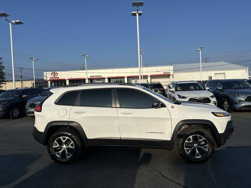 2018 Jeep Cherokee Trailhawk