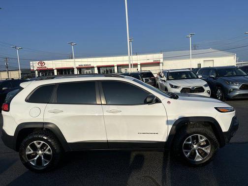 2018 Jeep Cherokee Trailhawk