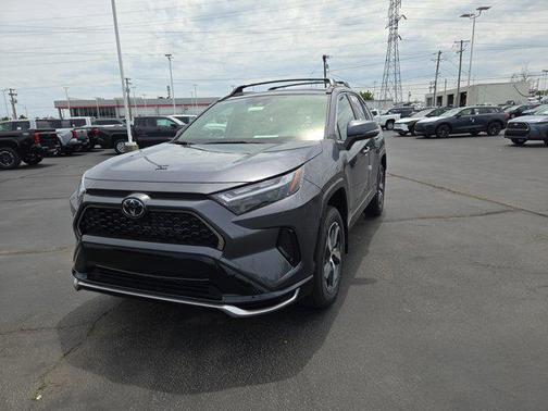 2025 Toyota RAV4 Hybrid SE