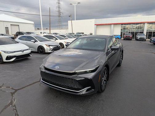 2024 Toyota Crown XLE