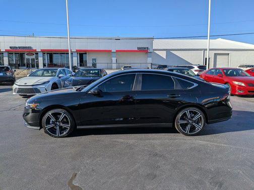 2025 Honda Accord Hybrid Base