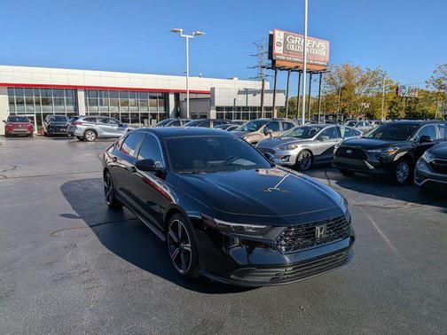 2025 Honda Accord Hybrid Base